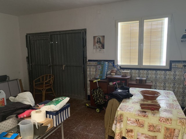 Adosado con 4 Dormitorios  en Estepona