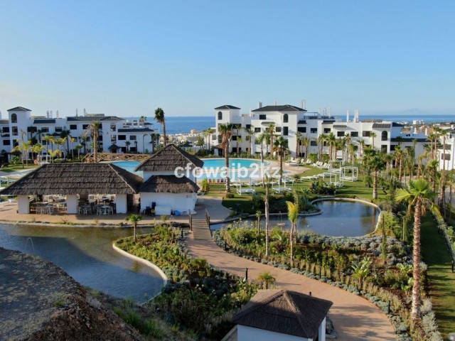 Ático con 2 Dormitorios  en Estepona