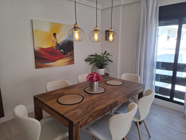 3 Bedrooms Apartment in Nueva Andalucía