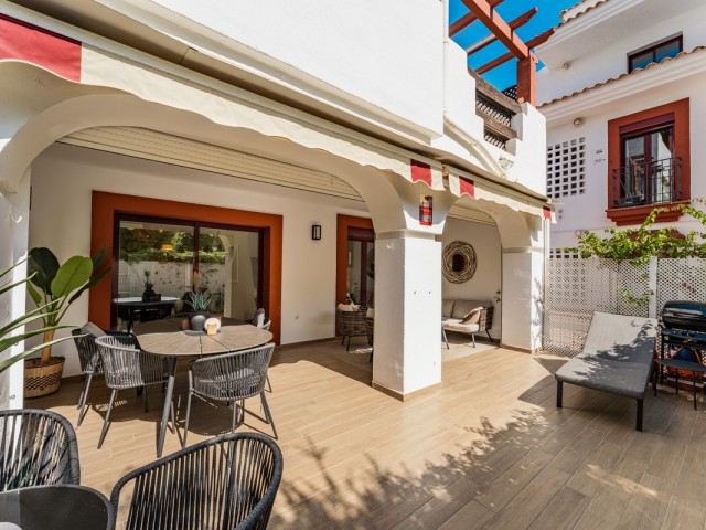 Appartement avec 4 Chambres  à San Pedro de Alcántara