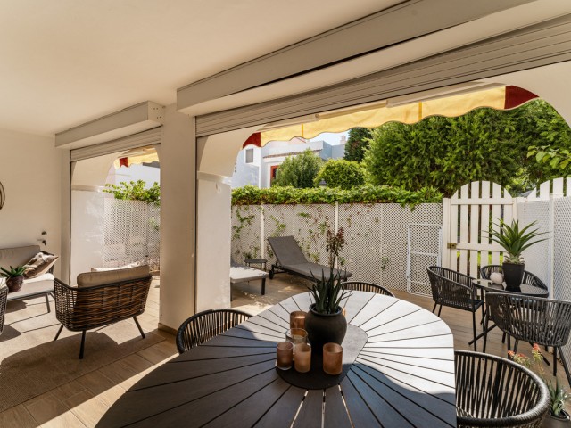 Appartement avec 4 Chambres  à San Pedro de Alcántara