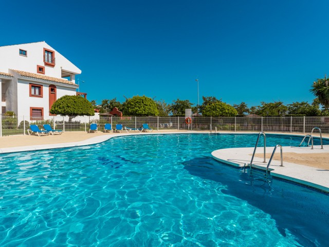 4 Bedrooms Apartment in San Pedro de Alcántara