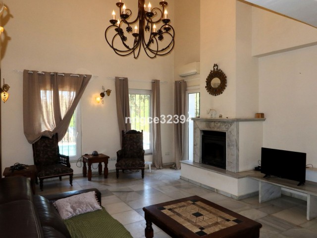 7 Sovrums Villa i Sotogrande