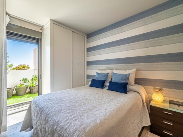Apartamento con 3 Dormitorios  en Benalmadena Pueblo