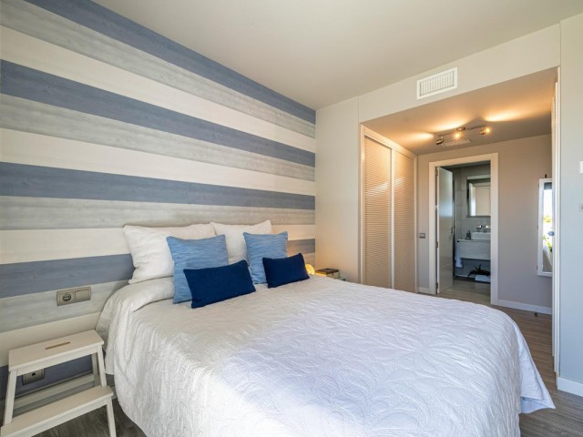 Apartamento con 3 Dormitorios  en Benalmadena Pueblo