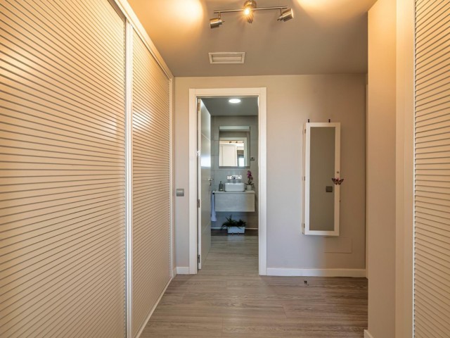 Apartamento con 3 Dormitorios  en Benalmadena Pueblo