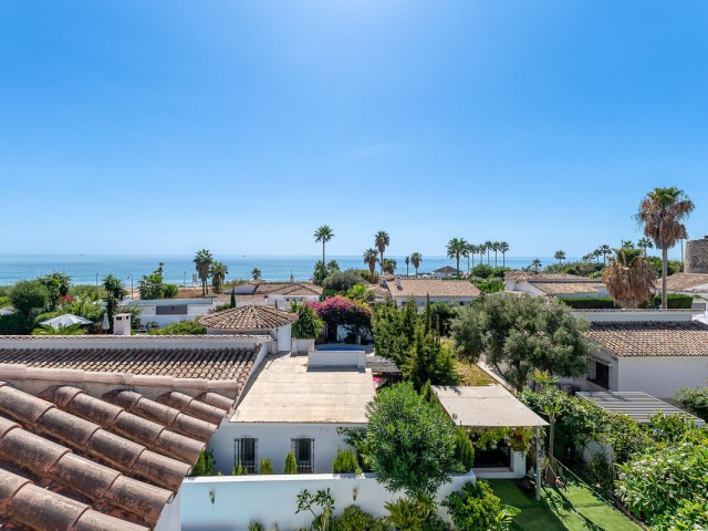 3 Bedrooms Villa in Estepona