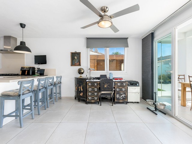 3 Bedrooms Villa in Estepona