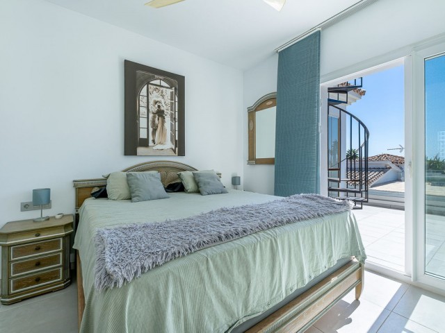 3 Bedrooms Villa in Estepona