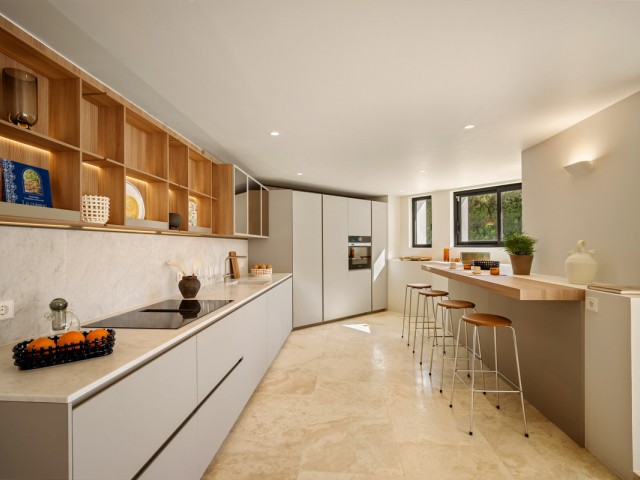 4 Slaapkamer Villa in Nueva Andalucía