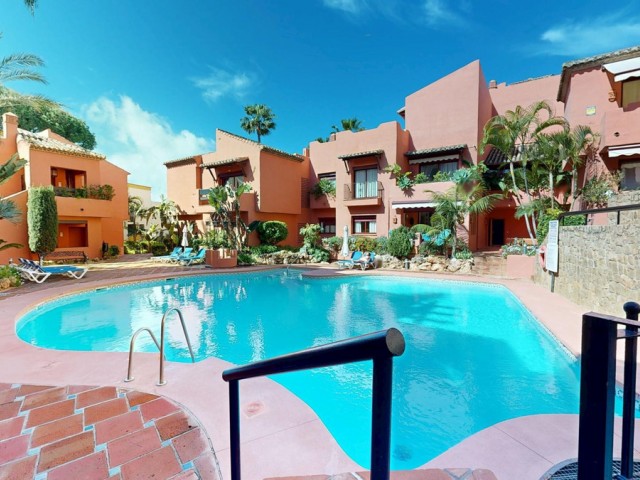 3 Bedrooms Apartment in Marbella