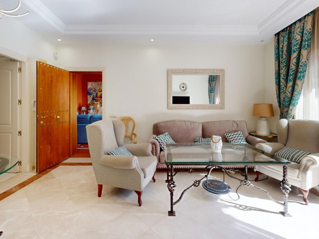 3 Bedrooms Apartment in Marbella