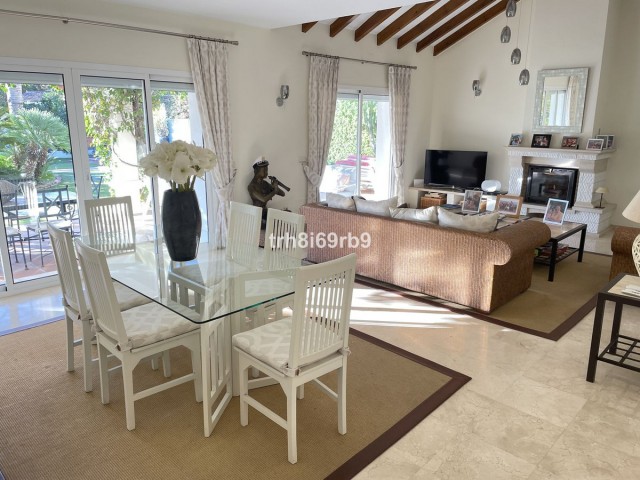 3 Sovrums Villa i New Golden Mile