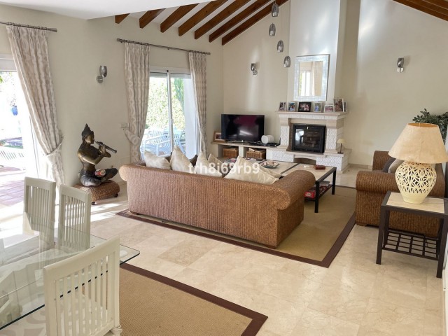 3 Sovrums Villa i New Golden Mile