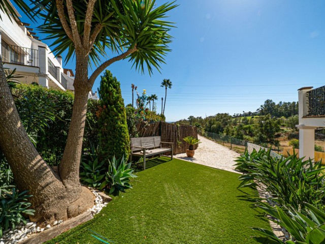 Villa con 4 Dormitorios  en Estepona