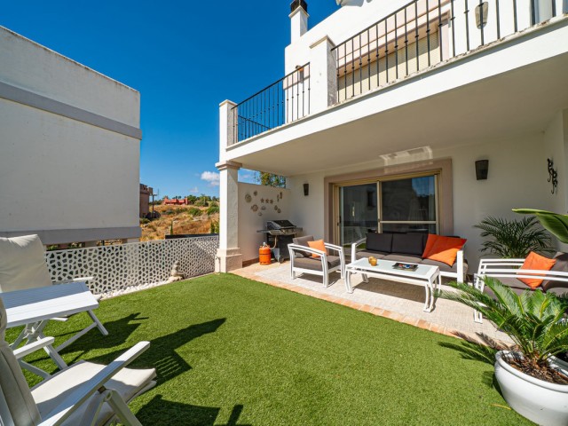 Villa con 4 Dormitorios  en Estepona