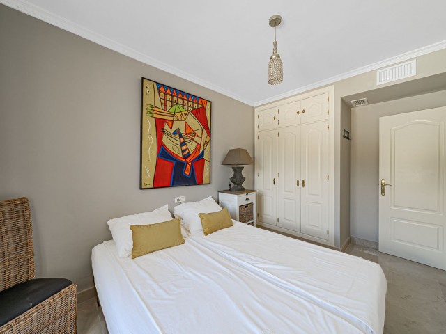 Villa con 4 Dormitorios  en Estepona