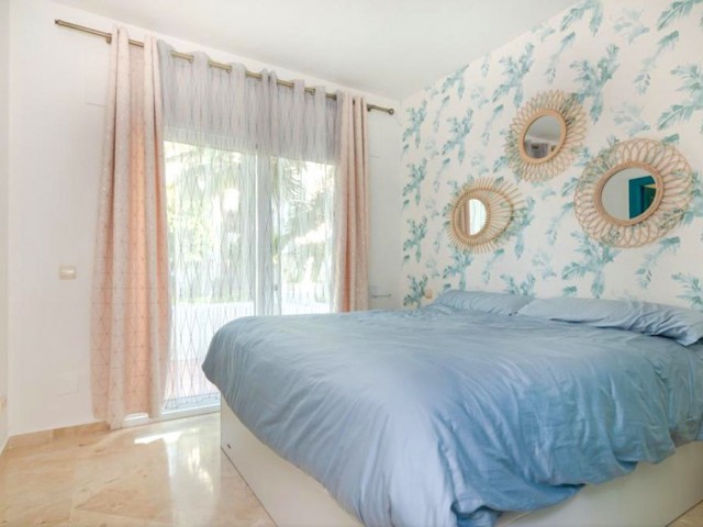 Apartamento con 3 Dormitorios  en Costalita