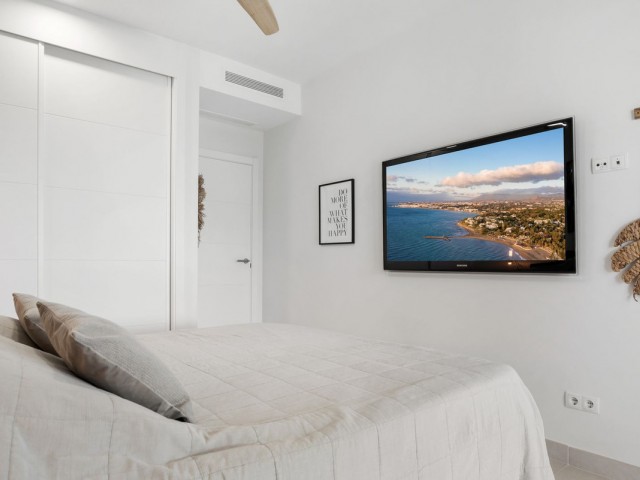 Apartamento con 2 Dormitorios  en Estepona