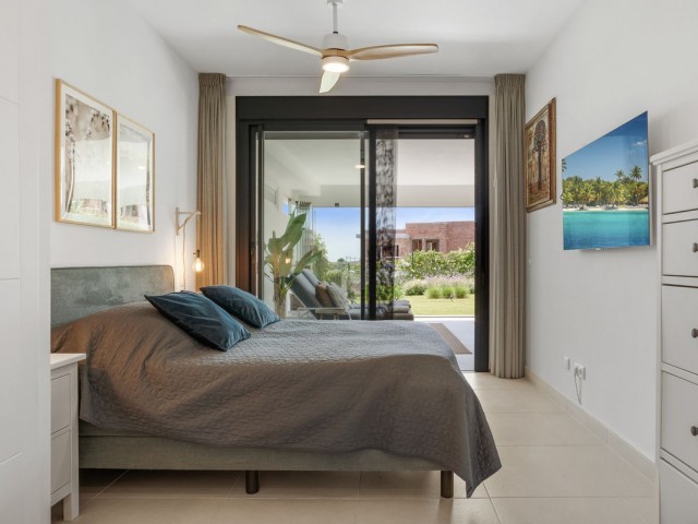 Apartamento con 2 Dormitorios  en Estepona