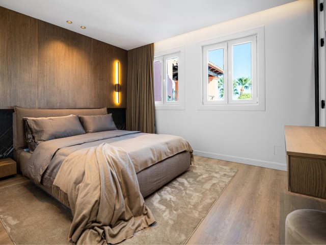 3 Bedrooms Townhouse in Benahavís