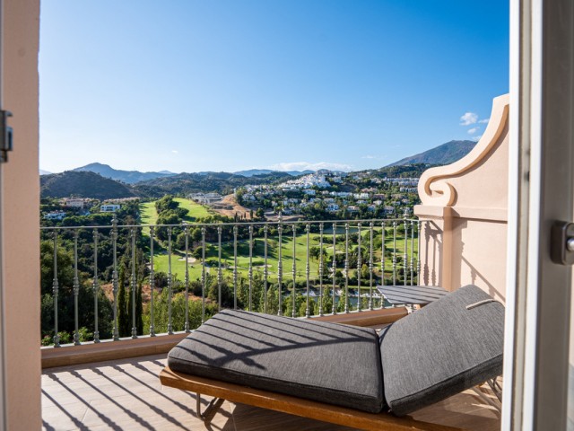 3 Bedrooms Townhouse in Benahavís