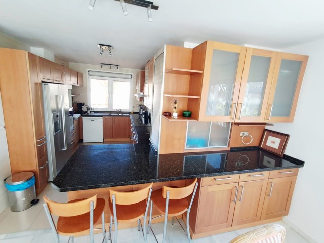 5 Schlafzimmer Villa in Benalmadena