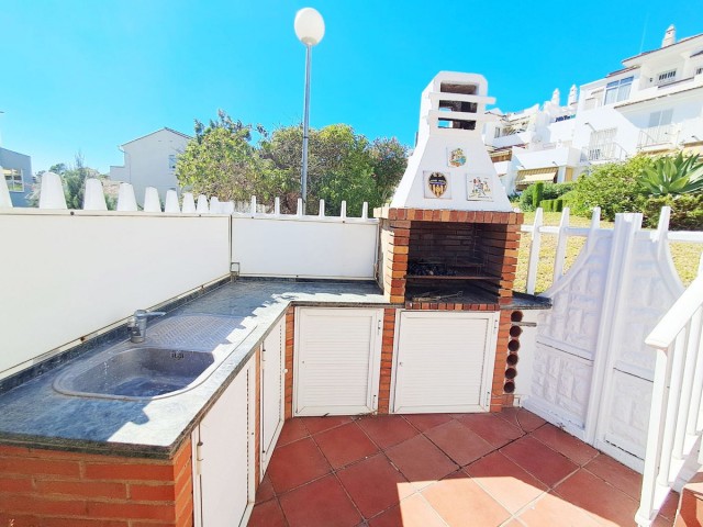 5 Bedrooms Villa in Benalmadena