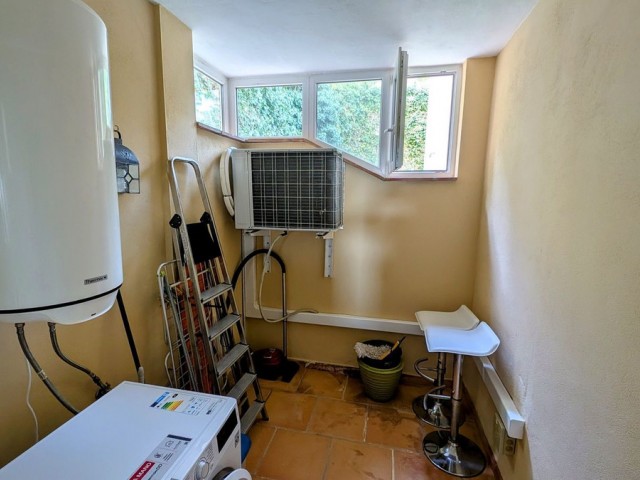 2 Bedrooms Apartment in Benahavís