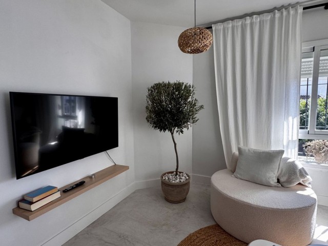 3 Bedrooms Apartment in Nueva Andalucía