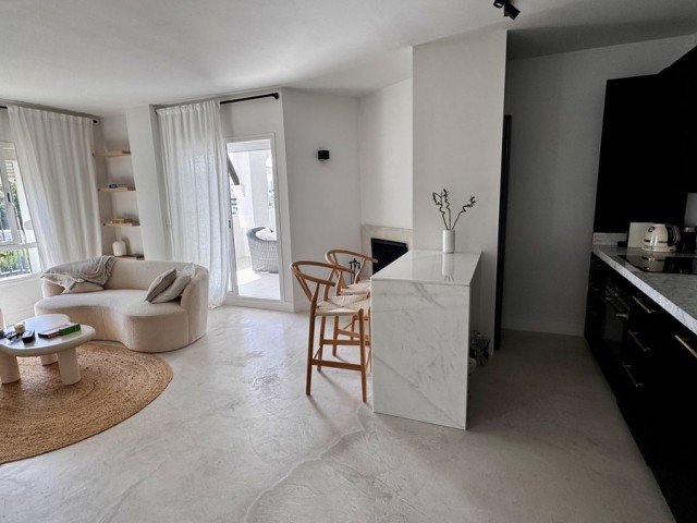 3 Bedrooms Apartment in Nueva Andalucía