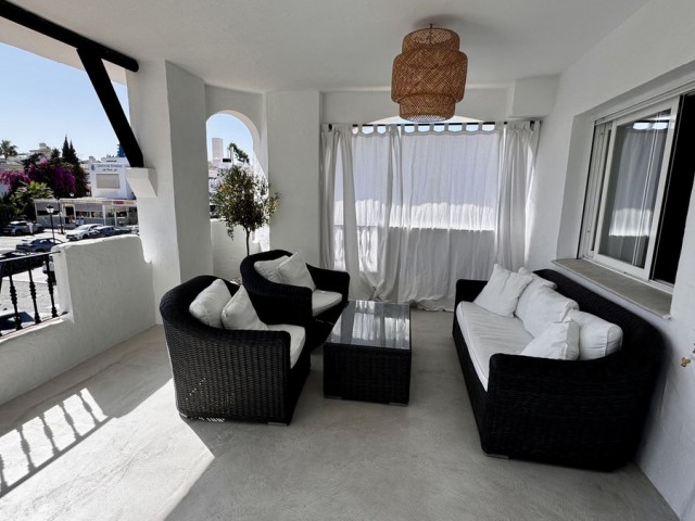 3 Bedrooms Apartment in Nueva Andalucía