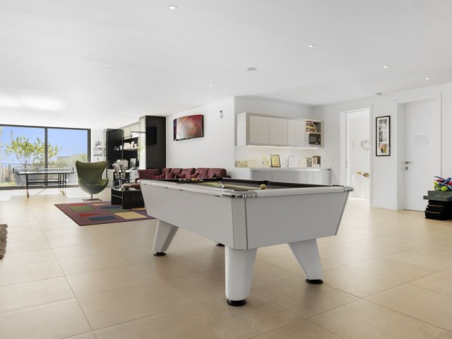 7 Sovrums Villa i Benahavís