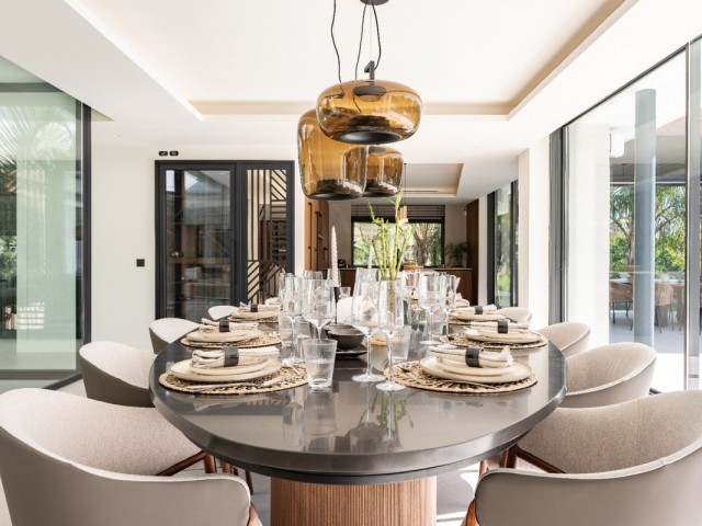 5 Slaapkamer Villa in Hacienda Las Chapas