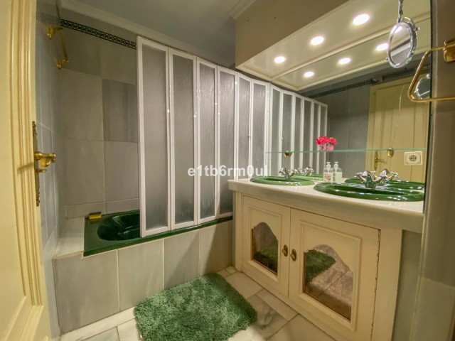 3 Bedrooms Apartment in Marbella