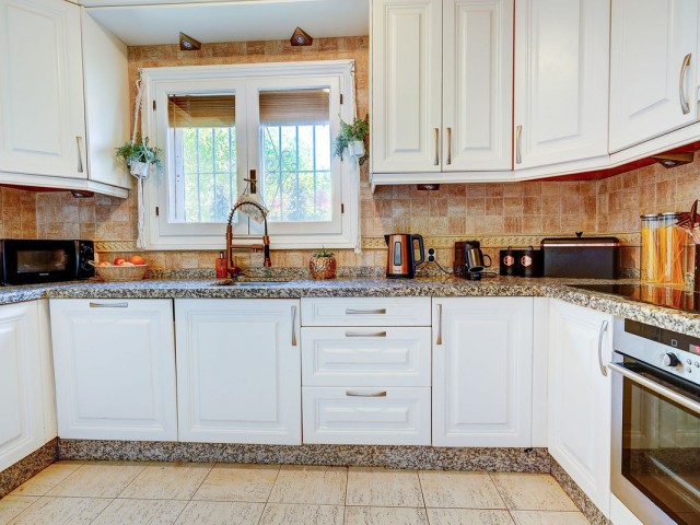 4 Makuuhuoneen Huvila Calahonda