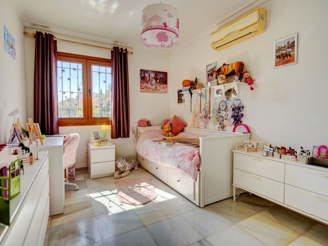 4 Makuuhuoneen Huvila Calahonda