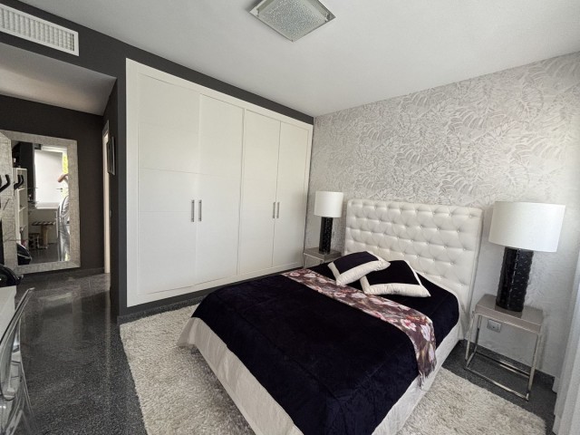 Villa avec 5 Chambres  à La Cala Golf