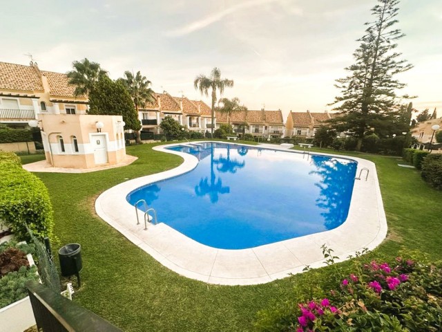 4 Bedrooms Townhouse in Marbella
