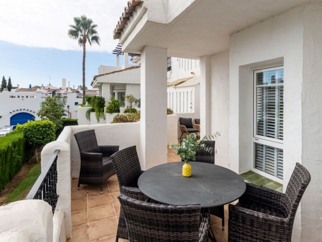 3 Bedrooms Apartment in Nueva Andalucía