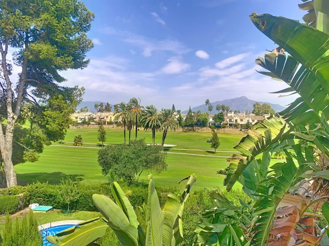 4 Sovrums Villa i Guadalmina Alta