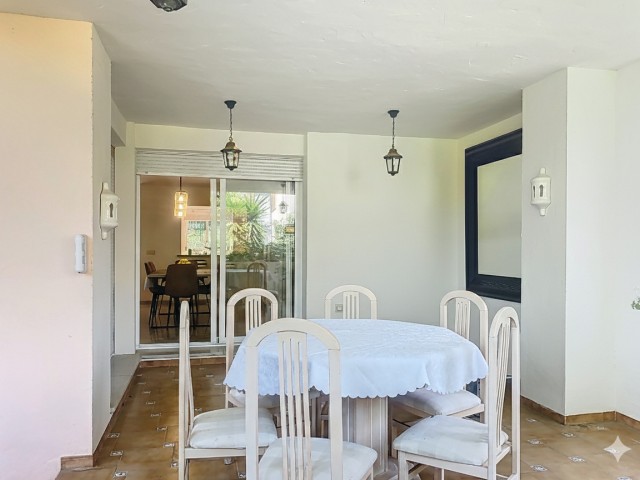 4 Sovrums Villa i Guadalmina Alta