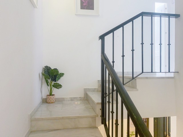 4 Sovrums Villa i Guadalmina Alta