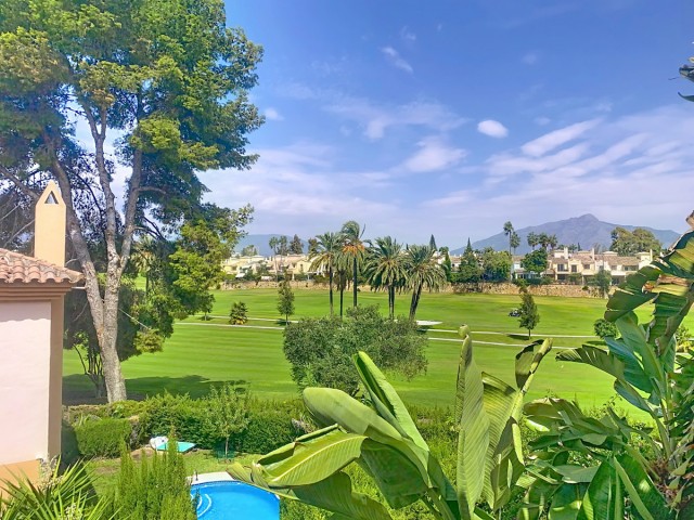 4 Sovrums Villa i Guadalmina Alta