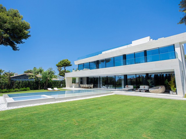 6 Schlafzimmer Villa in Los Monteros