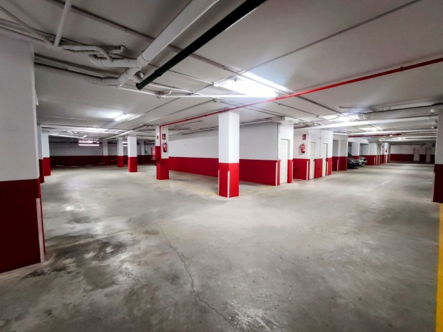 Appartement avec 3 Chambres  à San Pedro de Alcántara