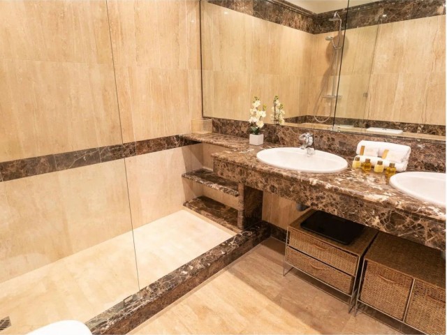 Appartement avec 3 Chambres  à San Pedro de Alcántara