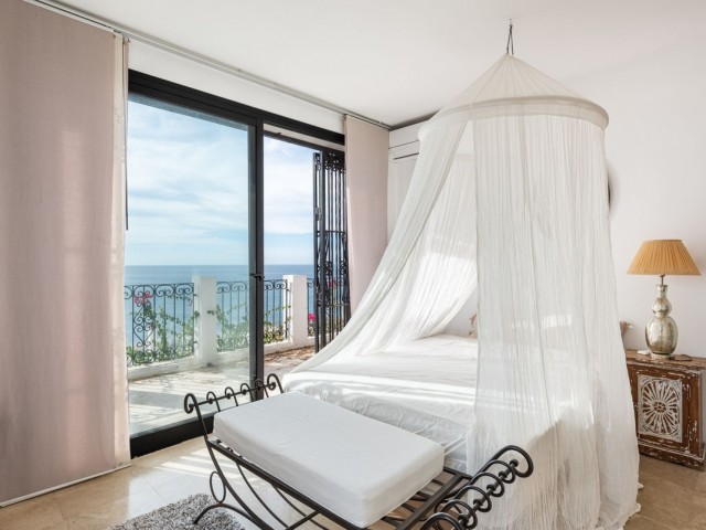 3 Soveroms Villa i Manilva