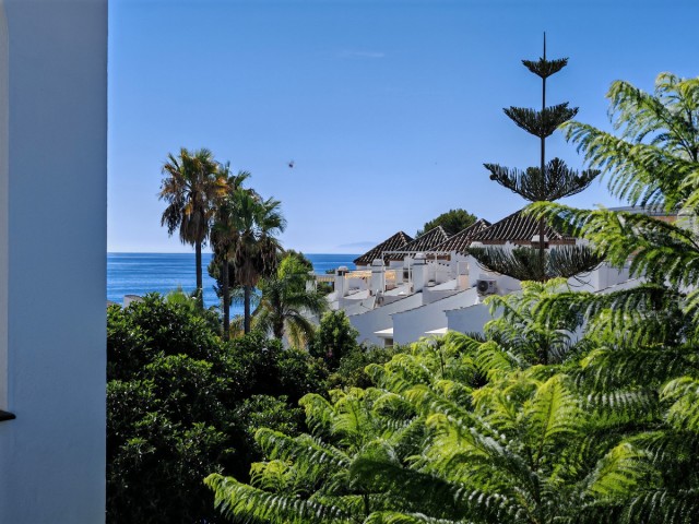 3 Makuuhuoneen Huoneisto Costabella
