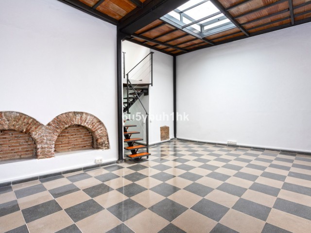 Commercial in Málaga